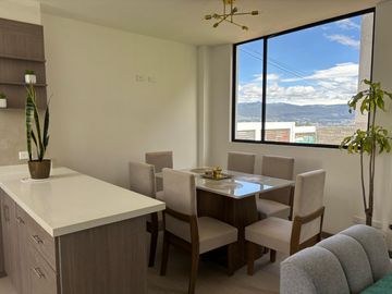 Casas de venta en Sangolquí de 3 dormitorios, Quito - Ecuador