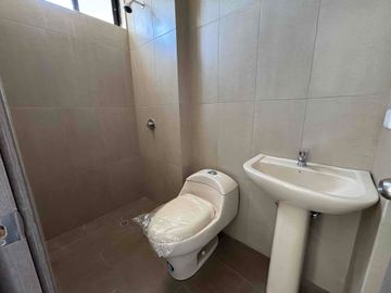 Casas de venta en Sangolquí de 3 dormitorios, Quito - Ecuador