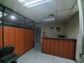 Venta de edificio en Urdesa Central Guayaquil, Ecuador.