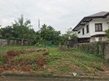 Pre-Owned House & Lot in Ciudad de Calamba-MC