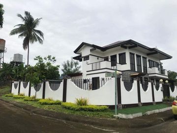 Pre-Owned House & Lot in Ciudad de Calamba-MC