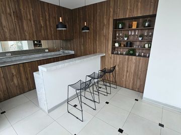 Venta - Moderno Y Acoedor Depa En La Mejor Zona De Jesus Maria