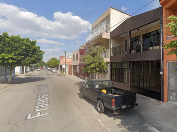 VENTA DE CASA AGUASCALIENTES VERSALLES 2DA SECCION