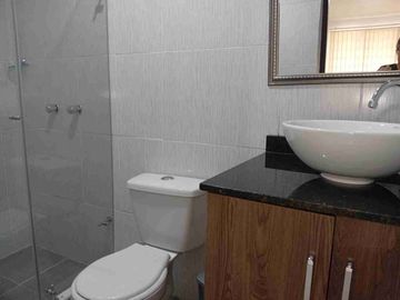 VENDO HOSTAL PARA ESTRENAR, CERCA  ROOSEVELT SECTOR ESTADIO, CALI COLOMBIA