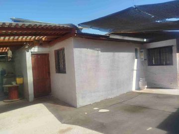 Vendo casa en El Bosque, población Los Acacios