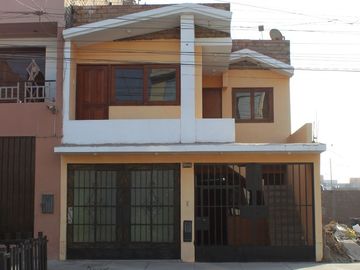 Vendo Amplia Casa En Callao