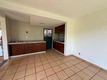 Casa en condominio con jardín privado
