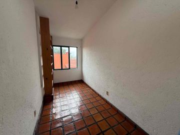 Casa en condominio con jardín privado