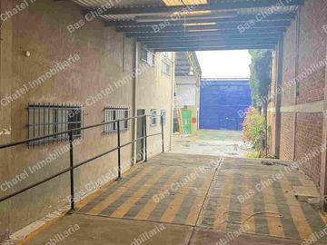 Bodega Industrial de 1890 m2 San Pedro Cholula  con anden y Transformador Instalado
