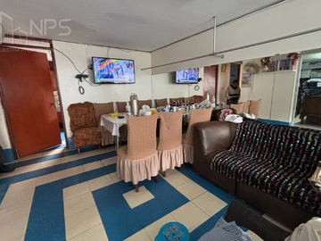 VENDO CASA FRENTE AL MALLPLAZA COMAS
