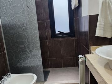 VENTA HERMOSO DEPARTAMENTO CENTRICO