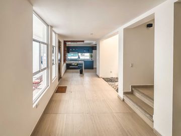 CASA EN VENTA EN ZONA VILLA ALBERTINA, PUEBLA.