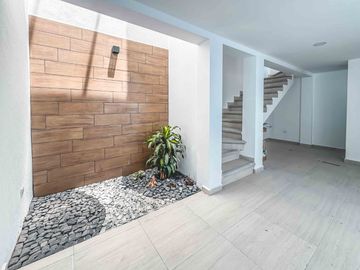 CASA EN VENTA EN ZONA VILLA ALBERTINA, PUEBLA.