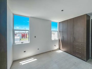 CASA EN VENTA EN ZONA VILLA ALBERTINA, PUEBLA.