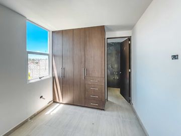 CASA EN VENTA EN ZONA VILLA ALBERTINA, PUEBLA.