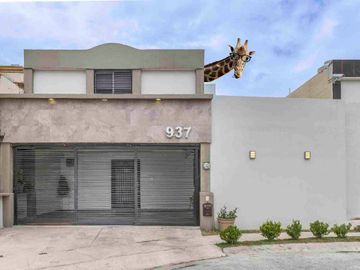 Casa en venta terreno excedente y ampliación. Cerradas de Anáhuac – Más frente, más espacio y un diseño para crecer