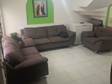 CASA EN VENTA EN VILLAS DEL MEZQUITAL PROLONGACION MUÑOZ SAN LUIS POTOSI