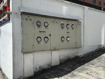 edificio de oficinas de venta en quito ecuador AM/V