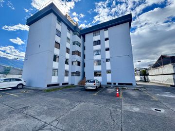 VENDO DEPARTAMENTO DE TRES DORMITORIOS EN LA AV. EL INCA Y SEIS DE DICIEMBRE