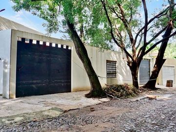 CASA EN VENTA EN LAS FUENTES