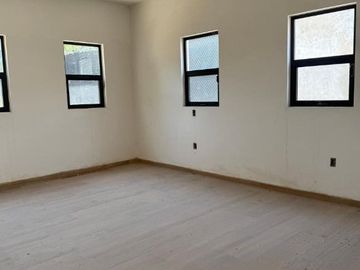 CASA EN VENTA EN LAS FUENTES