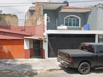 BELLISIMA CASA EN EXCELENTES CONDICIONES, UBICADA, IGUALDAD 577 ESPERANZA GUADALAJARA GUADALAJARA C.P. 44300 JALISCO	ESPERANZA	GUADALAJARA	JALISCO
