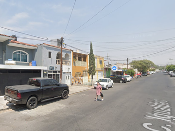 BELLISIMA CASA EN EXCELENTES CONDICIONES, UBICADA, IGUALDAD 577 ESPERANZA GUADALAJARA GUADALAJARA C.P. 44300 JALISCO	ESPERANZA	GUADALAJARA	JALISCO