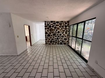 CASA RENTA