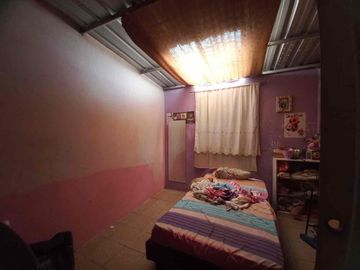 Venta de casa en La Cdla Las Orquídeas