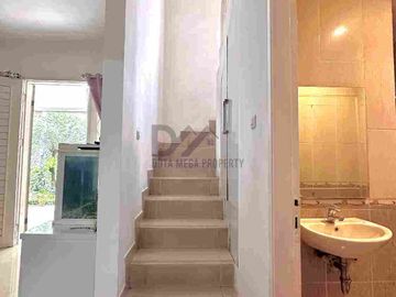 Dijual Rumah Hook Furnished Siap Huni di Neo Catalonia, Nusa Loka BSD City