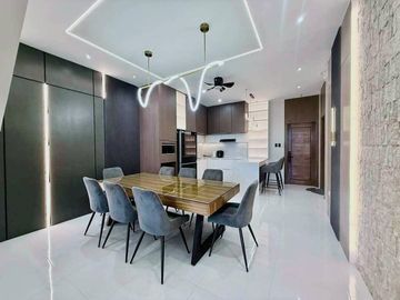 FOR SALE MODERN SMART HOME WITH SWIMMING POOL