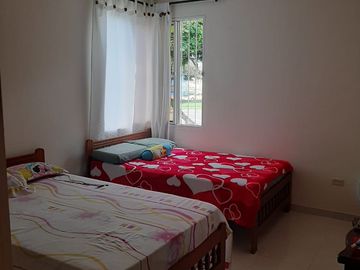 A LA VENTA CASA EN PRADOS DEL NORTE 🏠