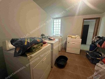 Rento Casa Amplia con patio.