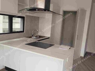 Suite de Venta República del Salvador por estrenar.