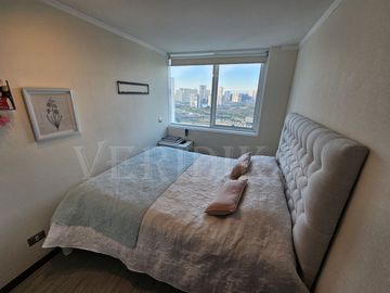 Vendo depto. en Edmundo Eluchans 3d, 2b, 2 estac. y bodega.