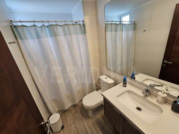 Vendo depto. en Edmundo Eluchans 3d, 2b, 2 estac. y bodega.