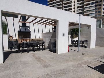 Vendo depto. en Edmundo Eluchans 3d, 2b, 2 estac. y bodega.