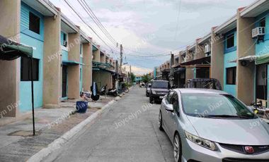 Inner Townhouse with 2 Bedrooms and 1 T&B