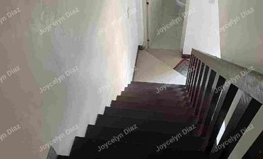 Inner Townhouse with 2 Bedrooms and 1 T&B