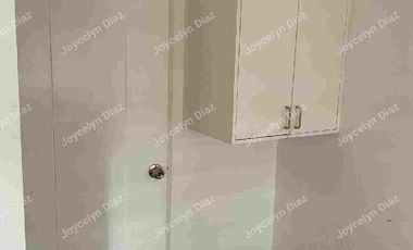 Inner Townhouse with 2 Bedrooms and 1 T&B