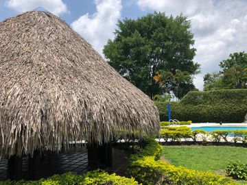 SE VENDE O SE PERMUTA FINCA TURISTICA ALCALA VALLE