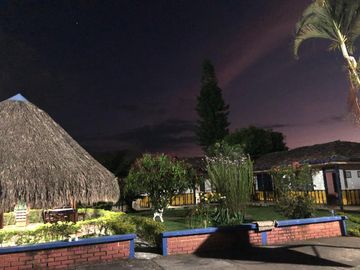 SE VENDE O SE PERMUTA FINCA TURISTICA ALCALA VALLE
