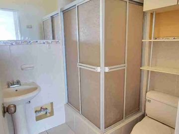 DEPARTAMENTO EN VENTA 81MTS2 + COCHERA + DEPÓSITO