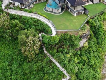 LUXURIOUS CLIFF FRONT VILLA dgn SPECTACULAR OCEAN VIEW di PANTAI BALANGAN / JIMBARAN, BALI