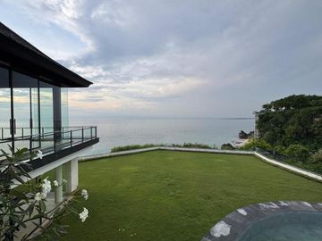 LUXURIOUS CLIFF FRONT VILLA dgn SPECTACULAR OCEAN VIEW di PANTAI BALANGAN / JIMBARAN, BALI