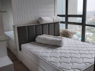 Disewakan Apartemen St. Moritz Royal Suite Tower 2BR Furnished