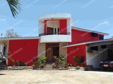 Vendo Finca Urbana, en Via a la costa Km 22, ubicada en una Loma, con vista espectacular,