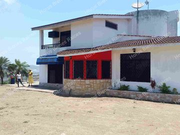 Vendo Finca Urbana, en Via a la costa Km 22, ubicada en una Loma, con vista espectacular,