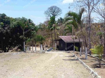Vendo Finca Urbana, en Via a la costa Km 22, ubicada en una Loma, con vista espectacular,
