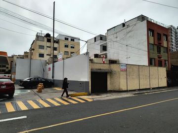 VENTA DE CASA A PRECIO DE TERRENO EN SAN MIGUEL...
